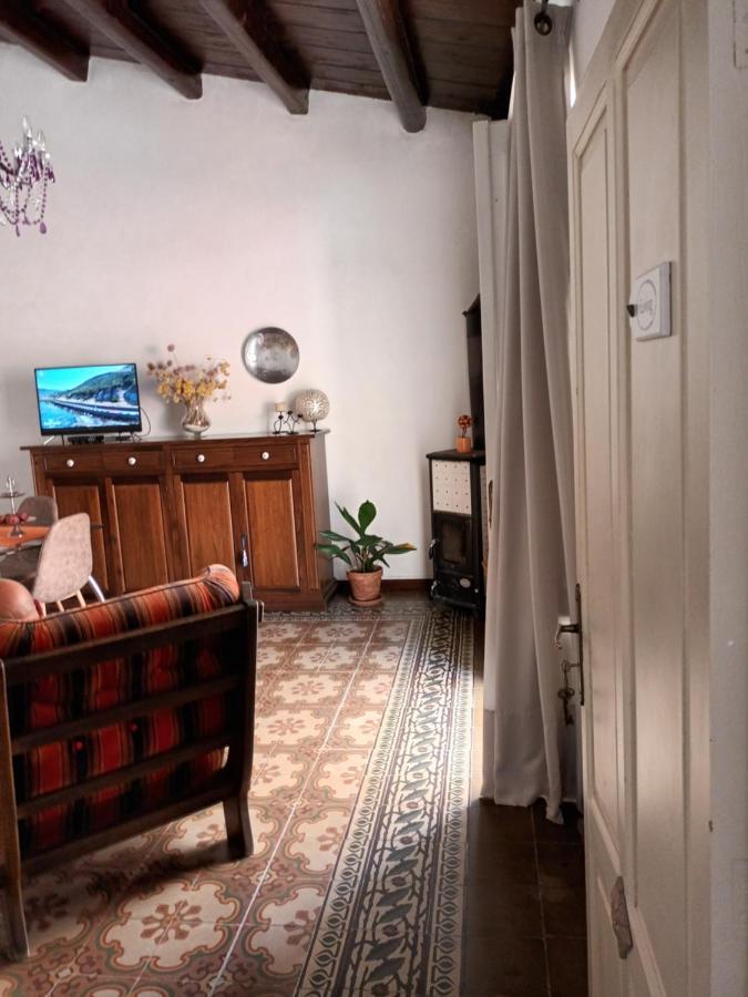 A Casa Del Nonno Bed & Breakfast Isnello Exterior photo